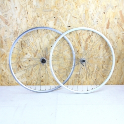 Vuelta Airline 2 Wheelset Campagnolo Sachs hubs